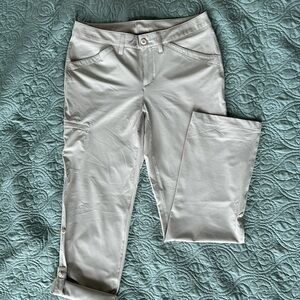 Eddie Bauer convertible hiking pants.  Women size 6. Rollup to 2 capri lengths.